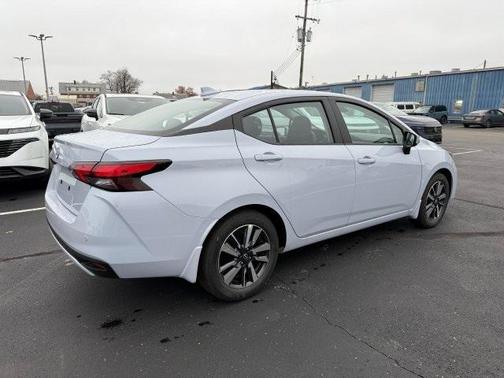 2025 Nissan Versa 1.6 SV