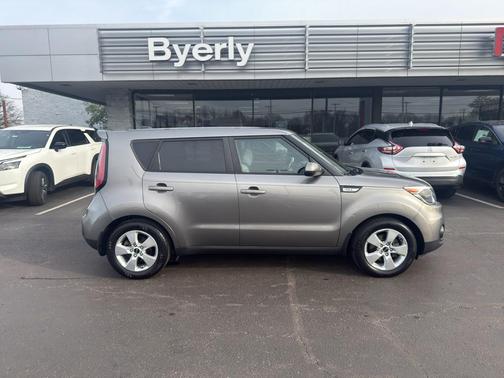 2017 Kia Soul Base