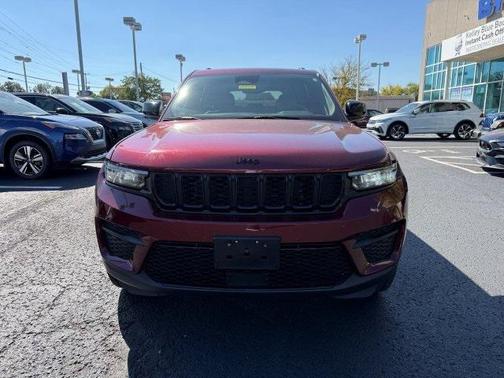 2023 Jeep Grand Cherokee Altitude