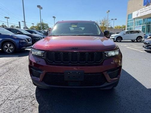 2023 Jeep Grand Cherokee Altitude