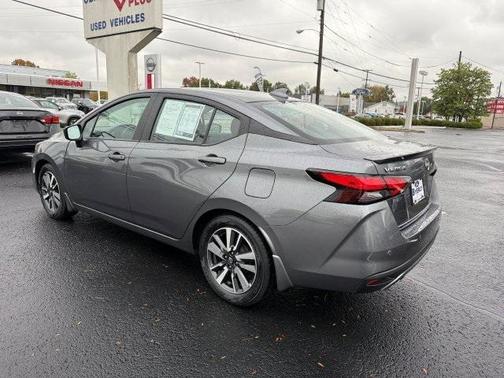 2023 Nissan Versa 1.6 SV
