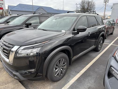 2025 Nissan Pathfinder SV 4WD