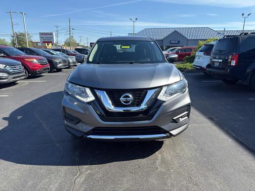 2017 Nissan Rogue S