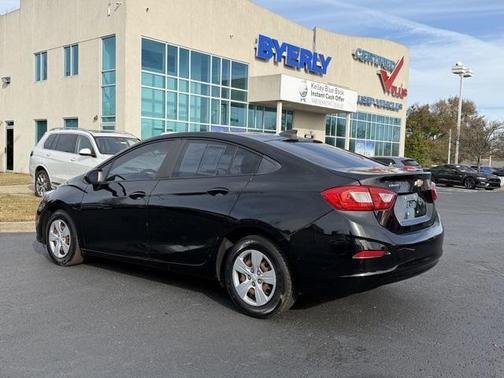 2018 Chevrolet Cruze LS