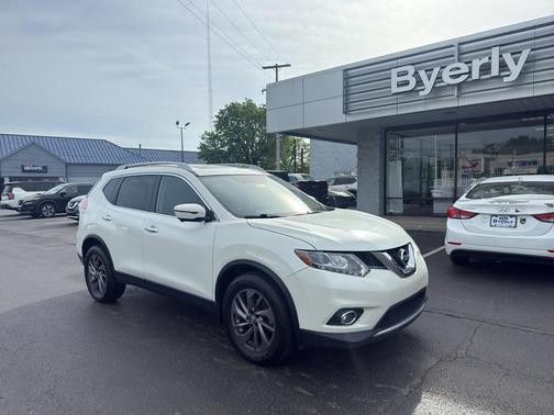 Pearl White 2016 Nissan Rogue SL