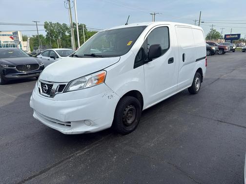2017 Nissan NV200 SV