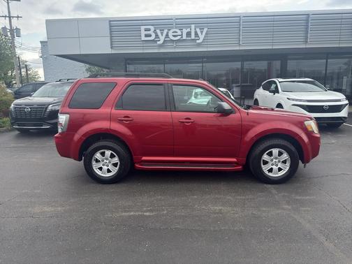 Sangria Metallic 2010 Mercury Mariner Luxury