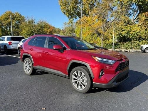 2022 Toyota RAV4 XLE Premium