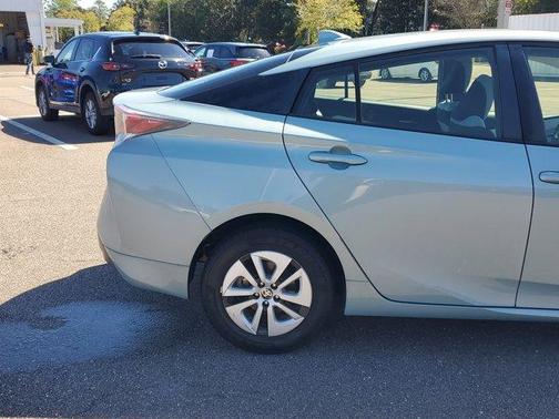 2017 Toyota Prius Four