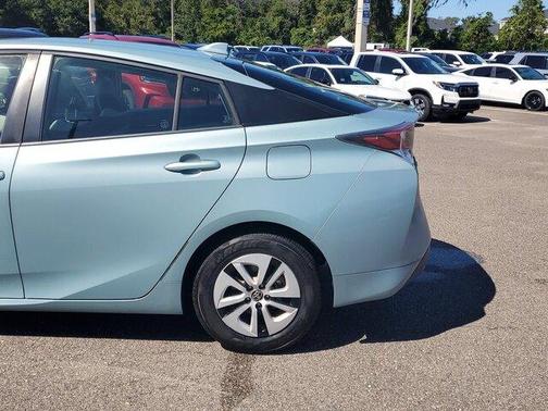2017 Toyota Prius Four