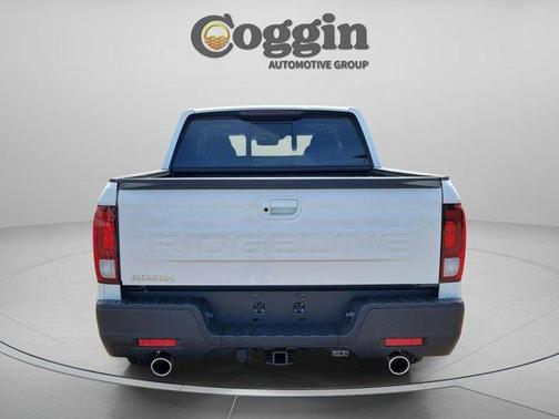 Platinum White Pearl 2026 Honda Ridgeline RTL