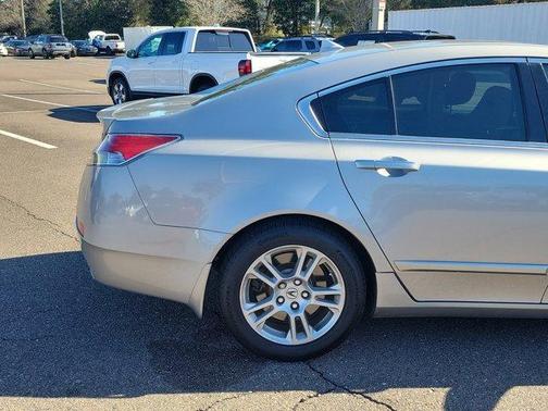 2010 Acura TL Technology