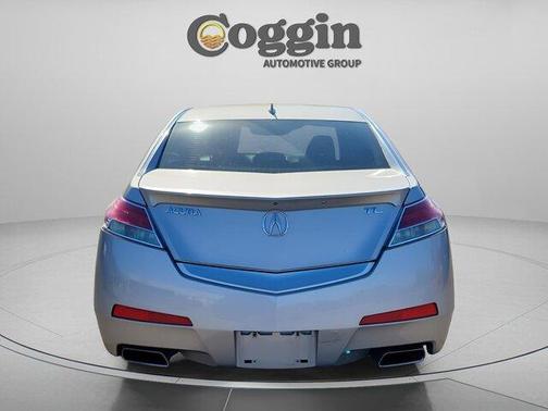 2010 Acura TL Technology