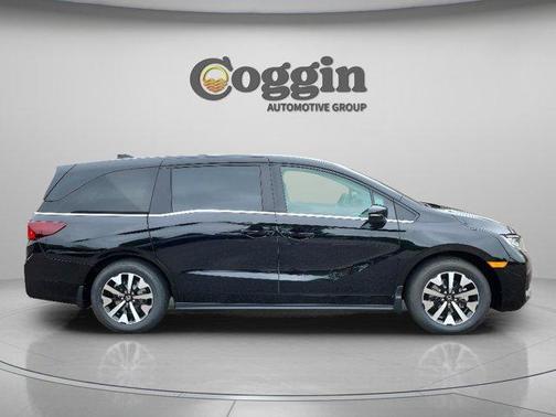 Crystal Black Pearl 2026 Honda Odyssey EX-L