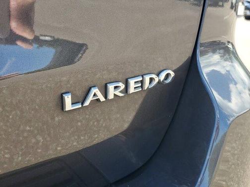 2020 Jeep Grand Cherokee Laredo E