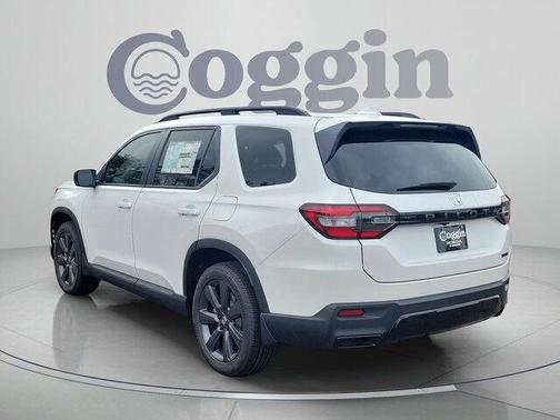 Platinum White Pearl 2026 Honda Pilot Sport