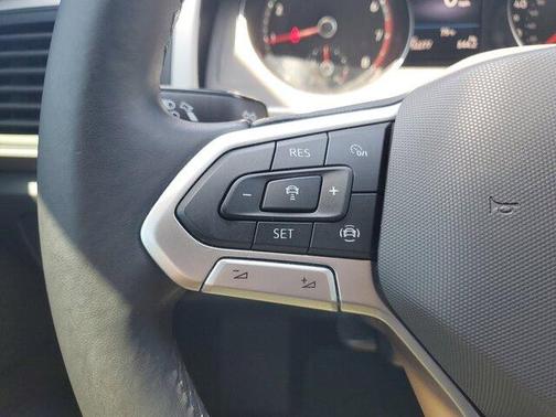 2021 Volkswagen Atlas 3.6L SE w/Technology