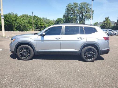 2021 Volkswagen Atlas 3.6L SE w/Technology