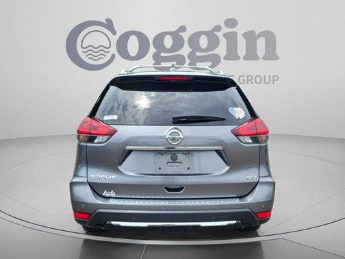 Gun Metallic 2019 Nissan Rogue SV