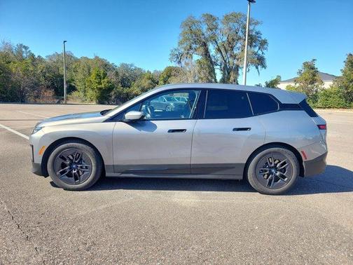 2023 BMW iX xDrive50