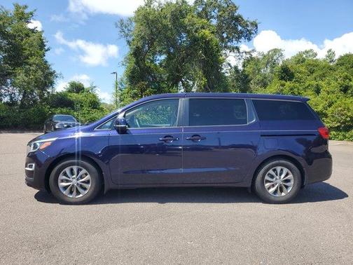 2020 Kia Sedona LX