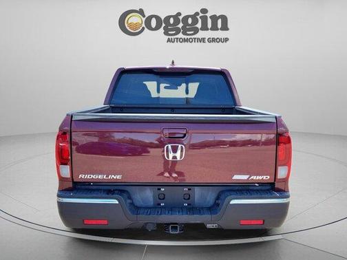 Deep Scarlet Pearl 2020 Honda Ridgeline RTL