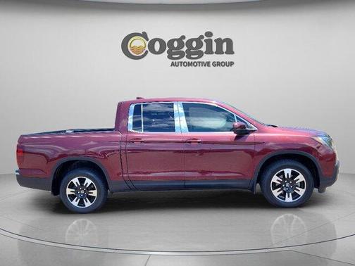 Deep Scarlet Pearl 2020 Honda Ridgeline RTL