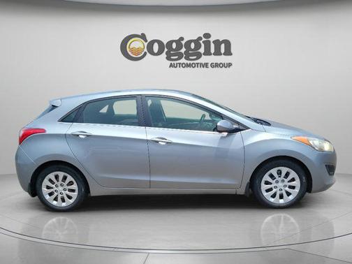 Titanium Gray Metallic 2016 Hyundai Elantra GT Base