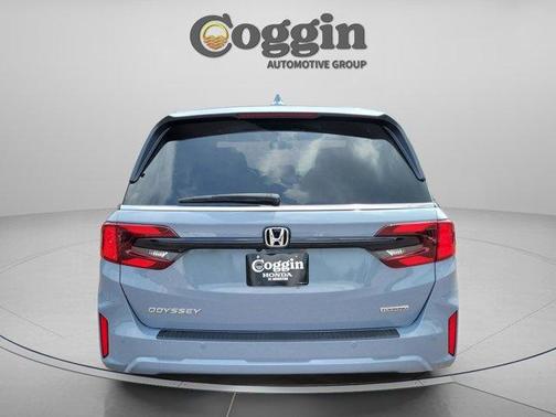 Sonic Gray Pearl 2026 Honda Odyssey Touring