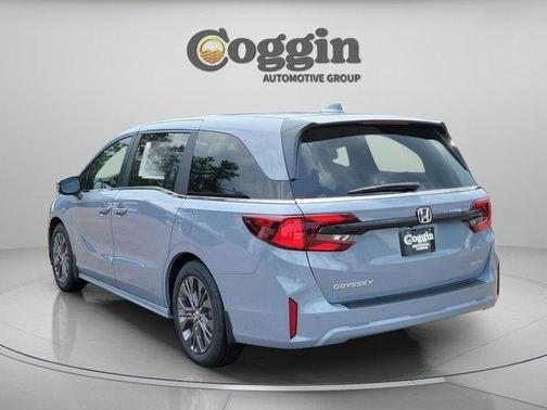 Sonic Gray Pearl 2026 Honda Odyssey Touring