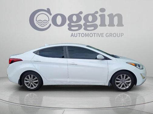 Pearl White 2014 Hyundai ELANTRA SE