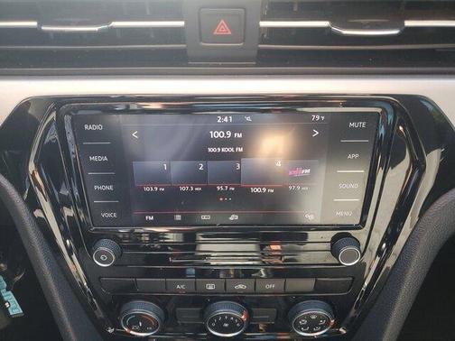 2021 Volkswagen Passat 2.0T S