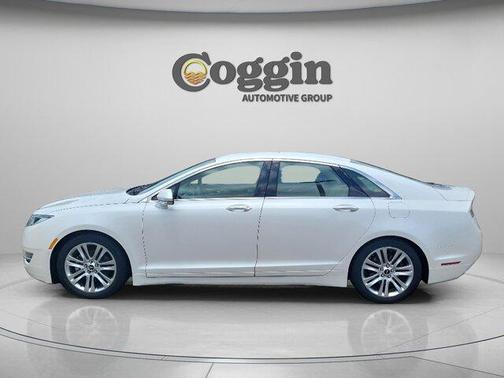 White Platinum Clearcoat Metallic 2015 Lincoln MKZ Base