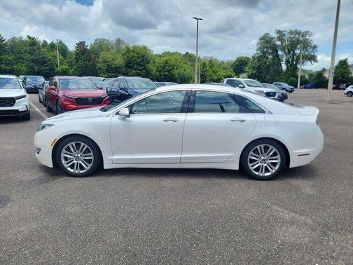 White Platinum Clearcoat Metallic 2015 Lincoln MKZ Base