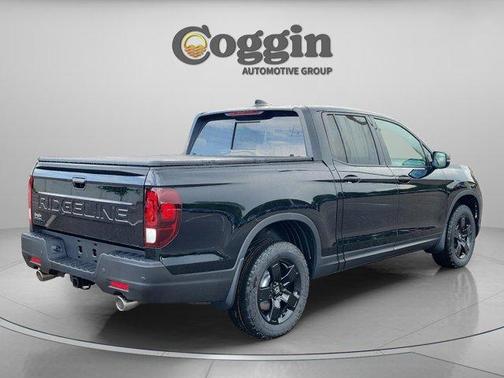 Crystal Black Pearl 2026 Honda Ridgeline Black Edition