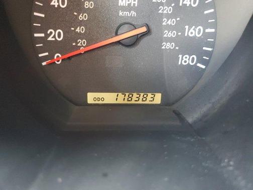 2004 Lexus SC 430