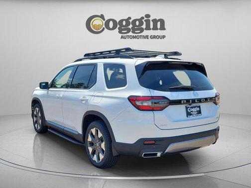 Platinum White Pearl 2026 Honda Pilot Elite