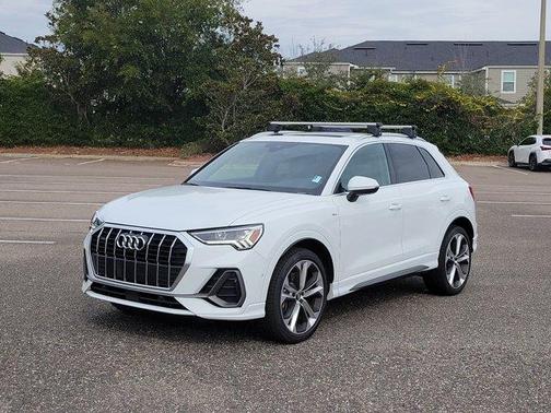 2020 Audi Q3 45 S line Prestige