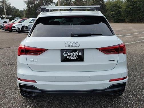 2020 Audi Q3 45 S line Prestige