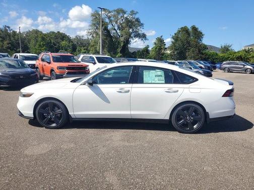 2025 Honda Accord Hybrid Sport-L