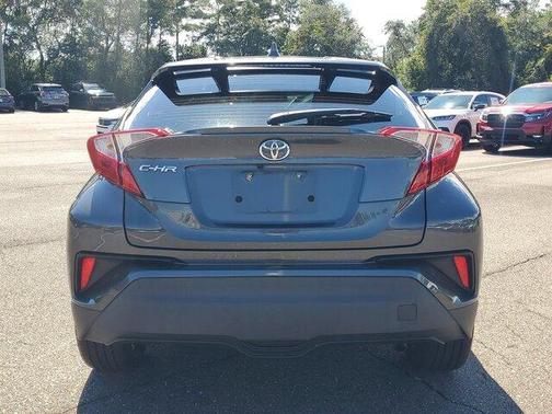 2021 Toyota C-HR XLE