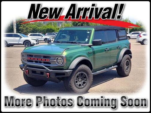 Green Metallic 2022 Ford Bronco Big Bend