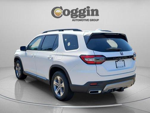 Platinum White Pearl 2026 Honda Pilot EX-L