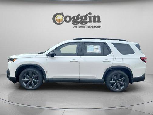 Platinum White Pearl 2026 Honda Pilot Sport