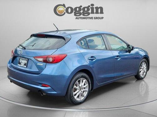 Eternal Blue Mica 2017 Mazda Mazda3 Sport