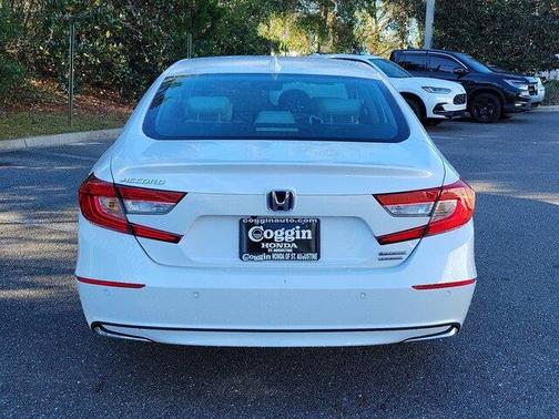 2022 Honda Accord Hybrid Touring