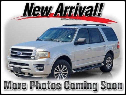 Ingot Silver 2017 Ford Expedition XLT