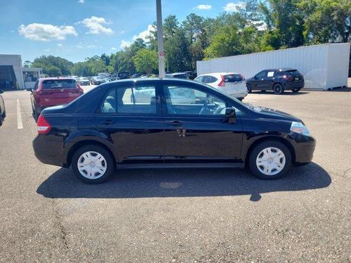 Super Black 2011 Nissan Versa 1.8 S