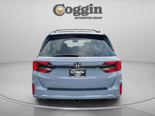 Sonic Gray Pearl 2026 Honda Odyssey Touring