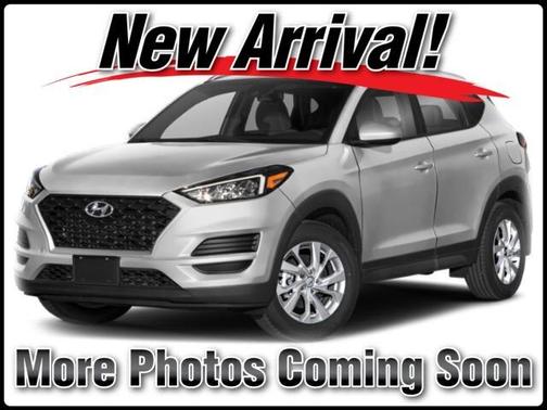 Cream White 2020 Hyundai TUCSON SE